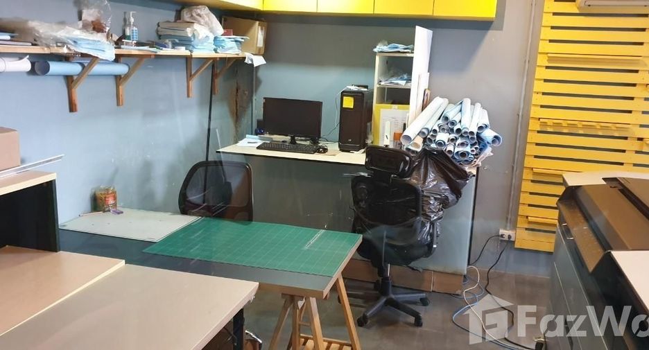 For sale office in Khan Na Yao, Bangkok