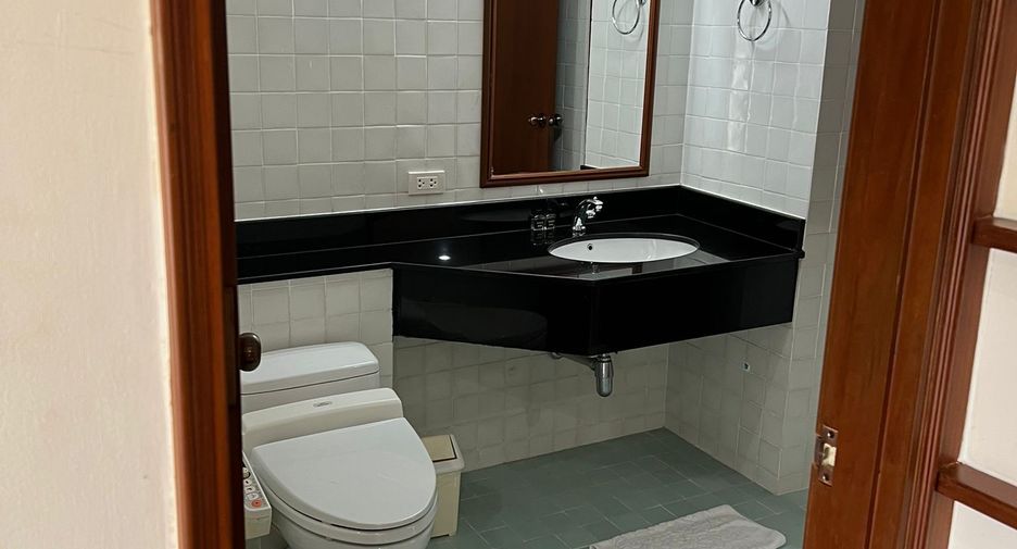 For sale 3 bedrooms condo in Thalang, Phuket