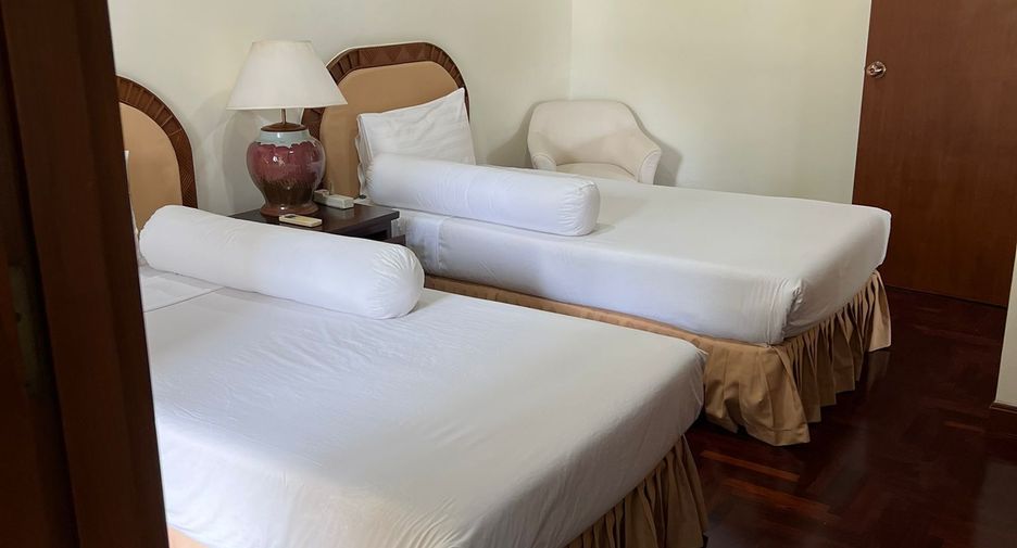 For sale 3 bedrooms condo in Thalang, Phuket