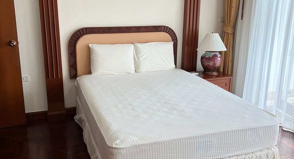 For sale 3 bedrooms condo in Thalang, Phuket