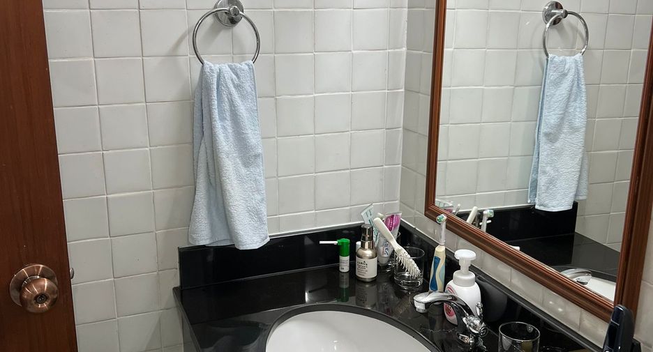 For sale 3 bedrooms condo in Thalang, Phuket