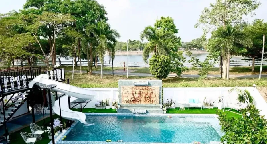 Villa zur Miete mit 6 Zimmer in Bang Lamung, Chonburi