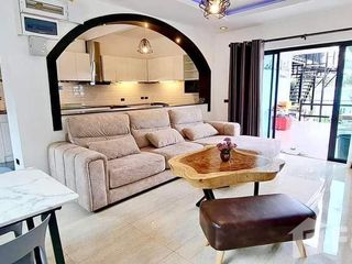 For rent 6 bedrooms villa in Bang Lamung, Chonburi
