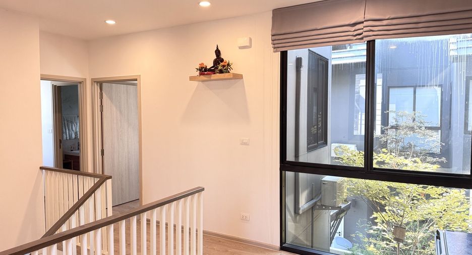À vendre et à louer 4 chambres maison à Sai Mai, Bangkok
