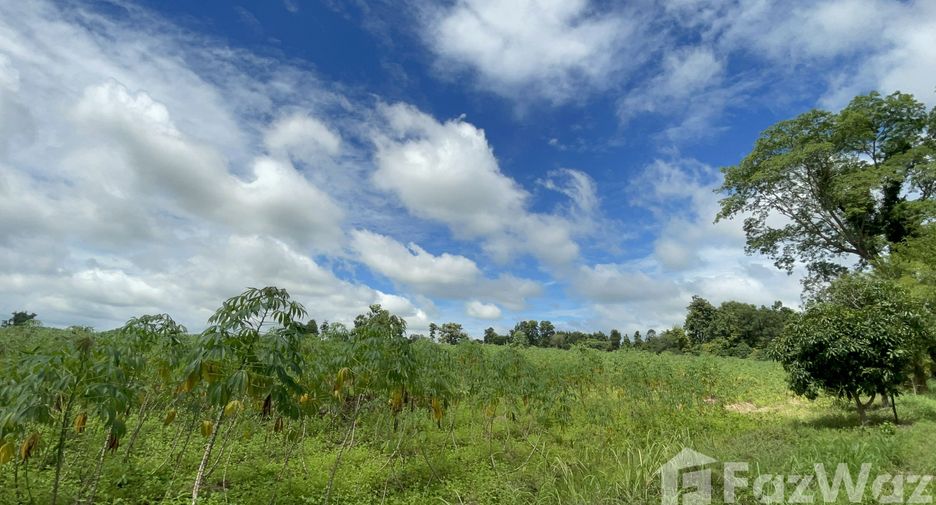 Terreno en venta en Mueang Kalasin, Kalasin