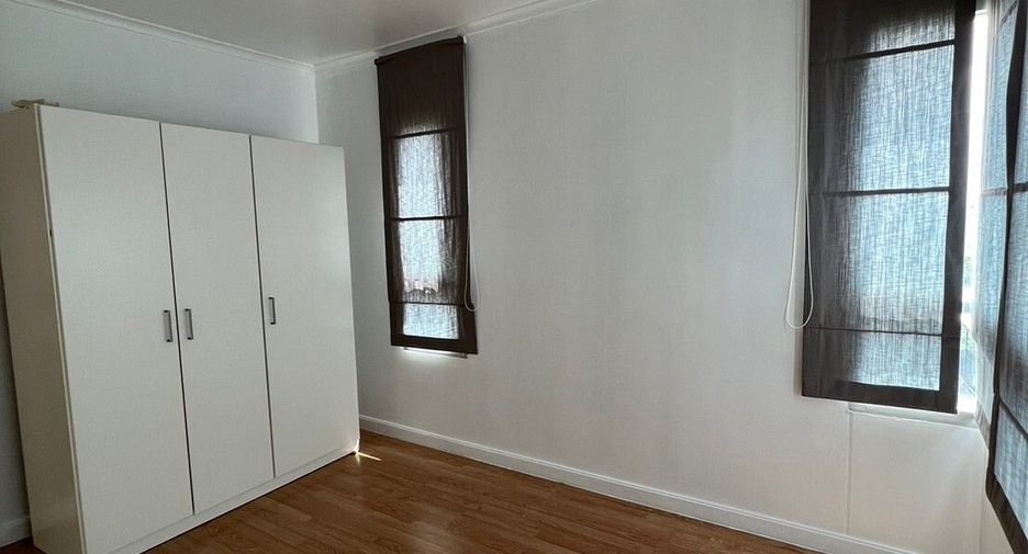 Wohnung zum Kauf mit 1 Zimmer in Bang Phlat, Bangkok