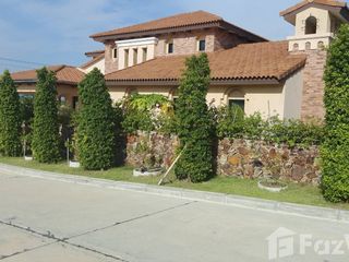 Продажа 3 спальни вилла в Huay Yai, Паттайя