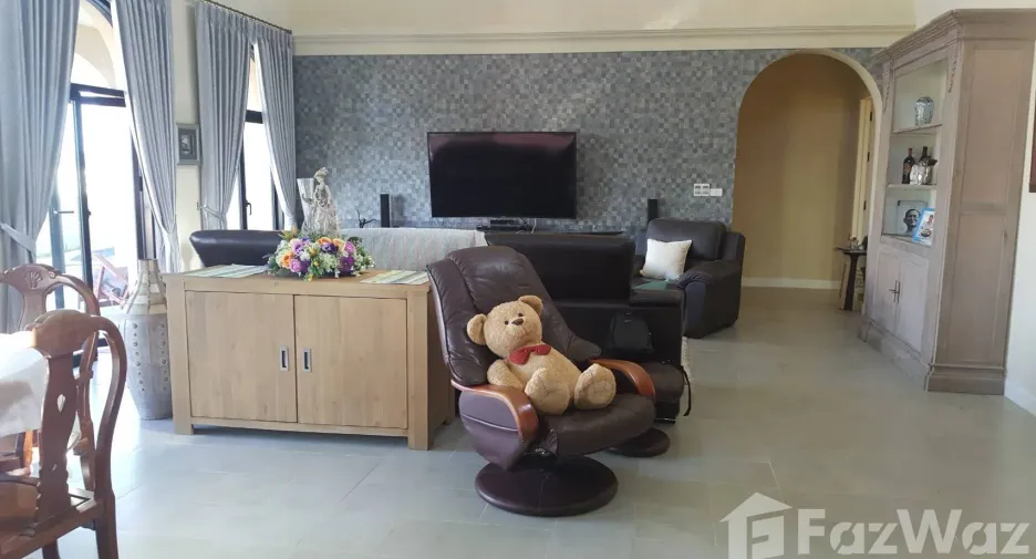 For sale 3 bedrooms villa in Sattahip, Chonburi