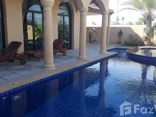 Продажа 3 спальни вилла в Huay Yai, Паттайя