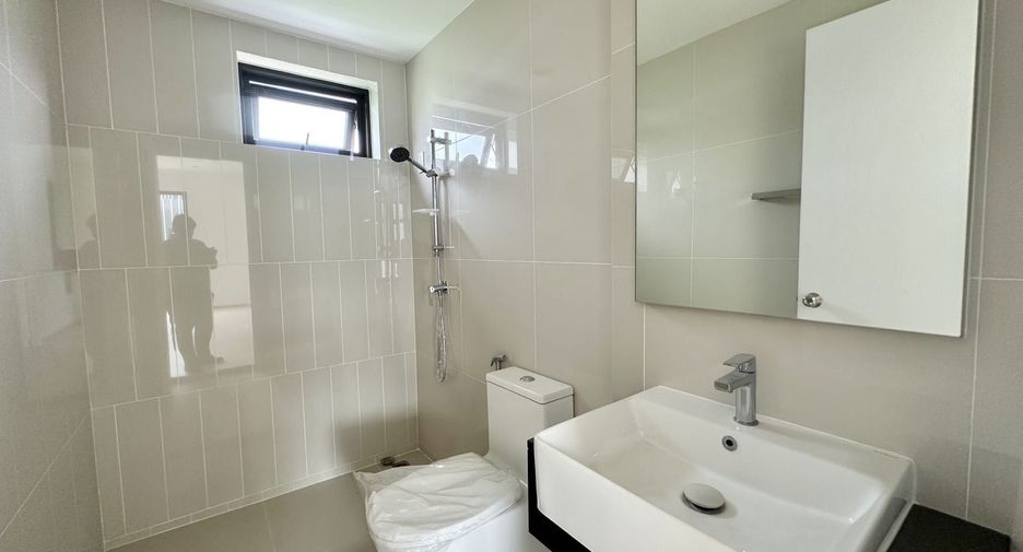 For sale 3 bedrooms house in Prawet, Bangkok