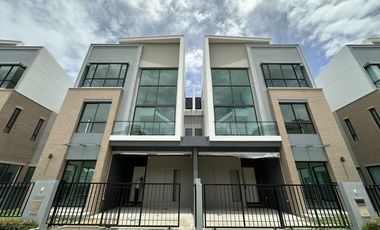 For sale 3 bedrooms house in Prawet, Bangkok