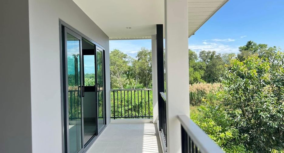 For sale 4 bedrooms house in Mueang Phuket, Phuket