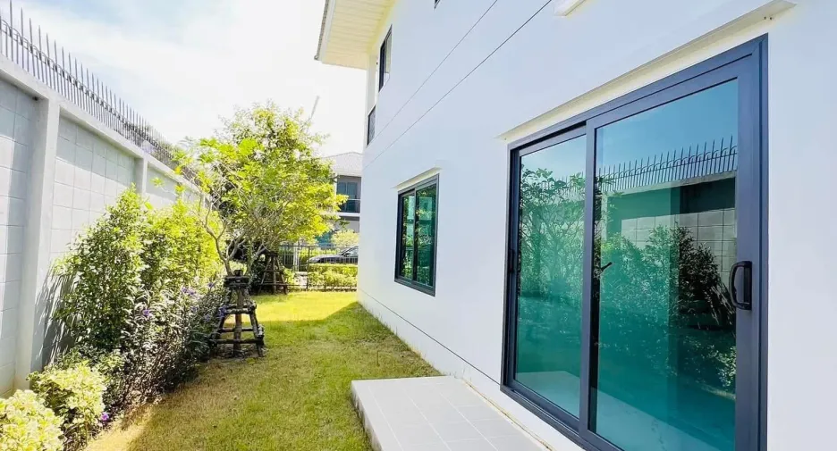 For sale 4 bedrooms house in Mueang Phuket, Phuket