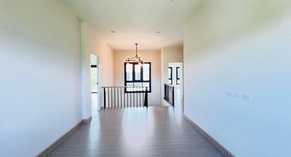 Casa en venta de 4 habitaciones en Mueang Phuket, Phuket