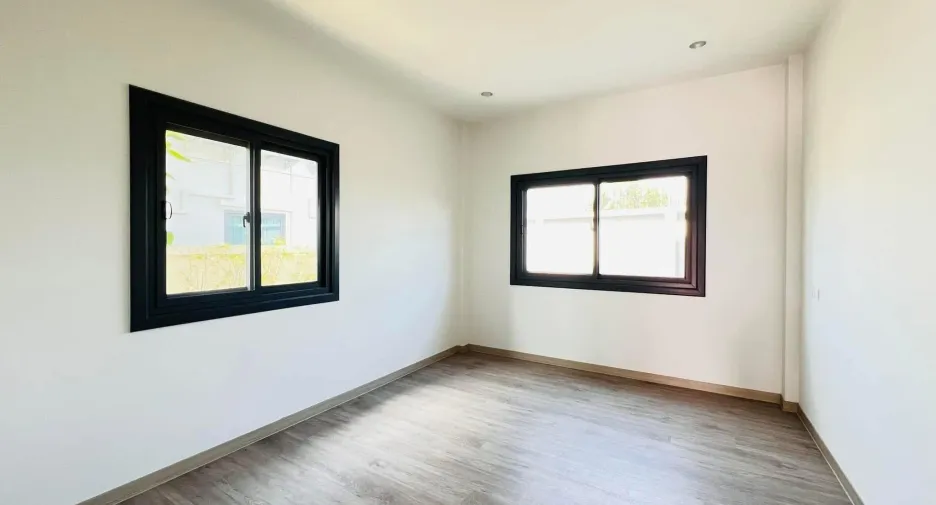 For sale 4 bedrooms house in Mueang Phuket, Phuket