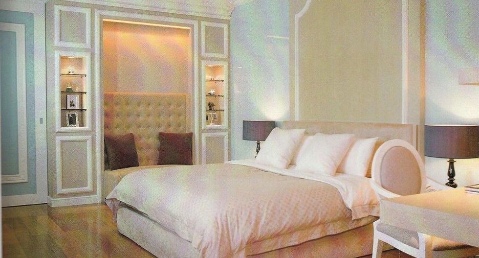 Villa zum Kauf mit 5 Zimmer in Bang Kapi, Bangkok