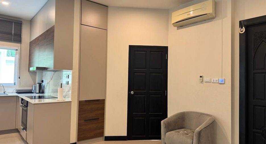 À vendre 4 chambres villa à Mueang Phuket, Phuket
