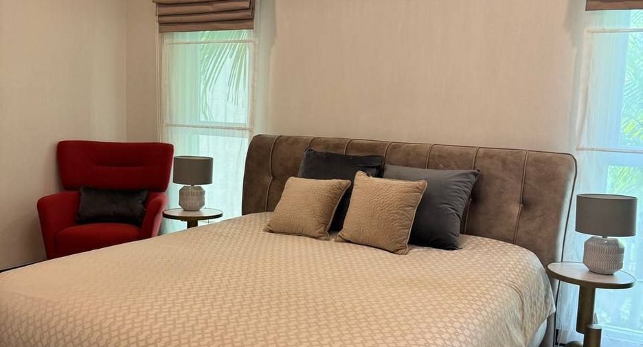 À vendre 4 chambres villa à Mueang Phuket, Phuket