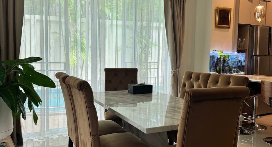 À vendre 4 chambres villa à Mueang Phuket, Phuket