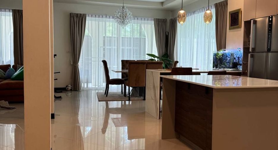 À vendre 4 chambres villa à Mueang Phuket, Phuket
