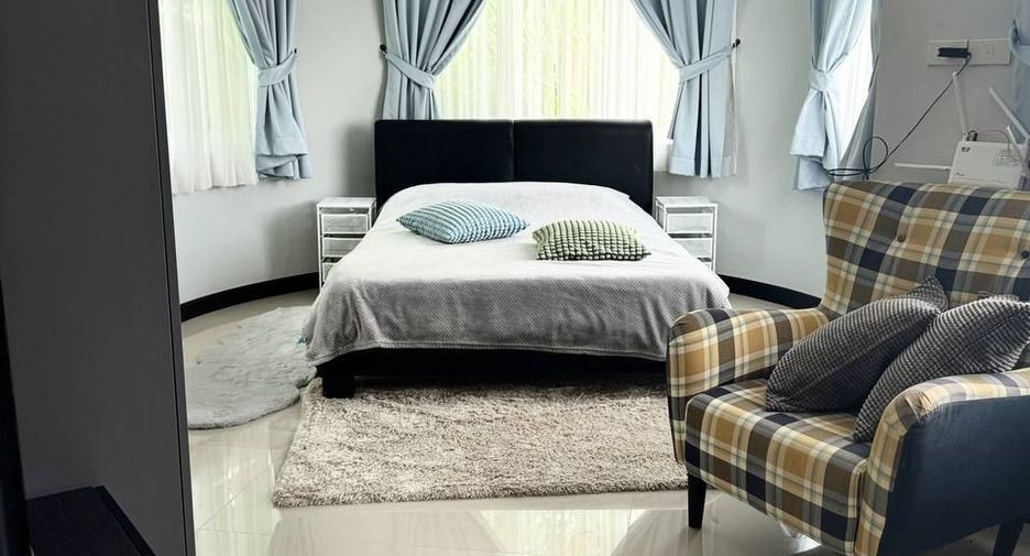 For sale 4 bedrooms villa in Mueang Phuket, Phuket
