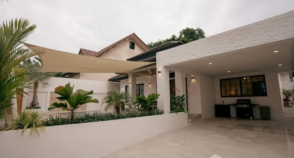 À louer 3 chambres villa à Mueang Phuket, Phuket