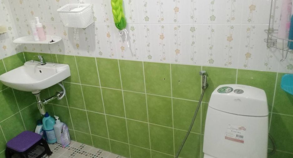 Casa en venta de 3 habitaciones en Pluak Daeng, Rayong
