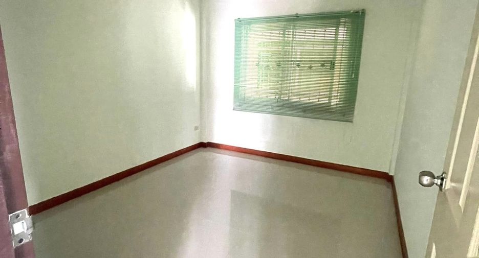 Casa en venta de 3 habitaciones en Pluak Daeng, Rayong