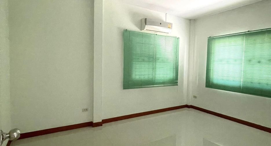 For sale 3 bedrooms house in Pluak Daeng, Rayong
