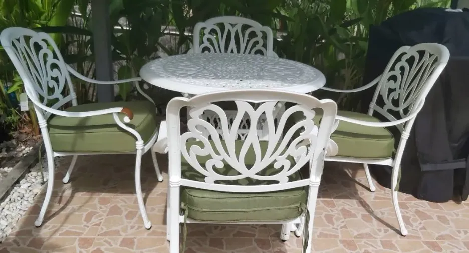 For sale 5 bedrooms villa in Mueang Phuket, Phuket