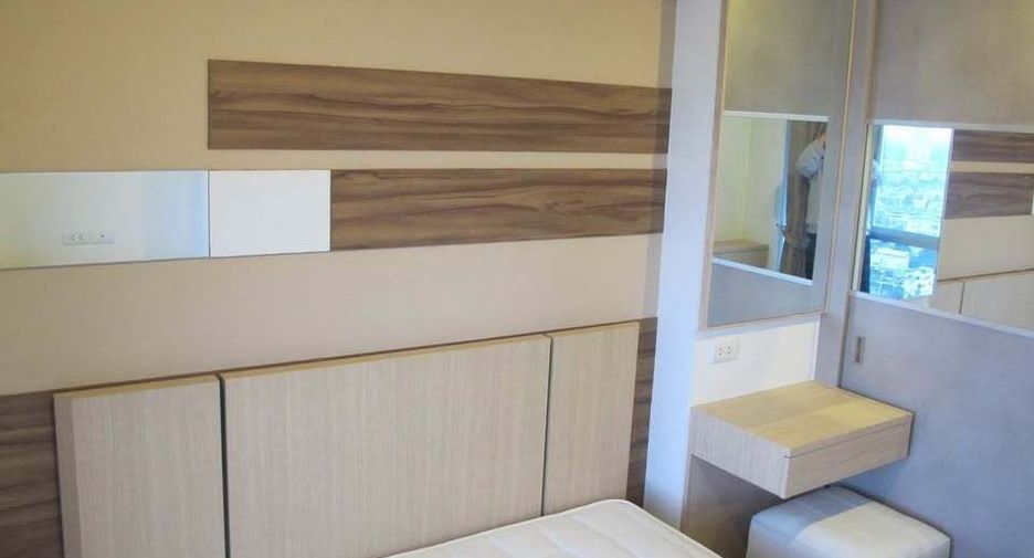 For sale 1 bed condo in Yan Nawa, Bangkok