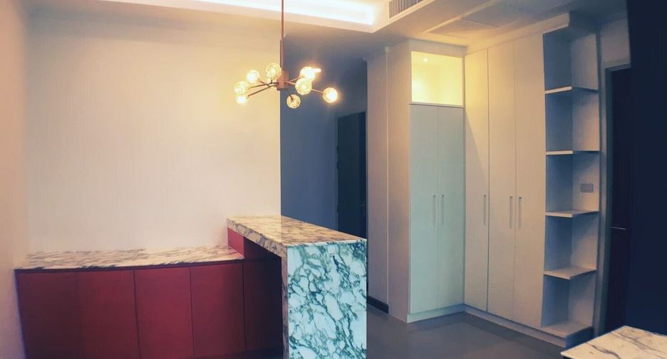 For sale 1 bed condo in Ratchathewi, Bangkok