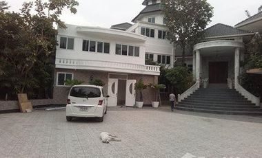 Villa en venta y en alquiler de 19 habitaciones en Khlong Luang, Pathum Thani