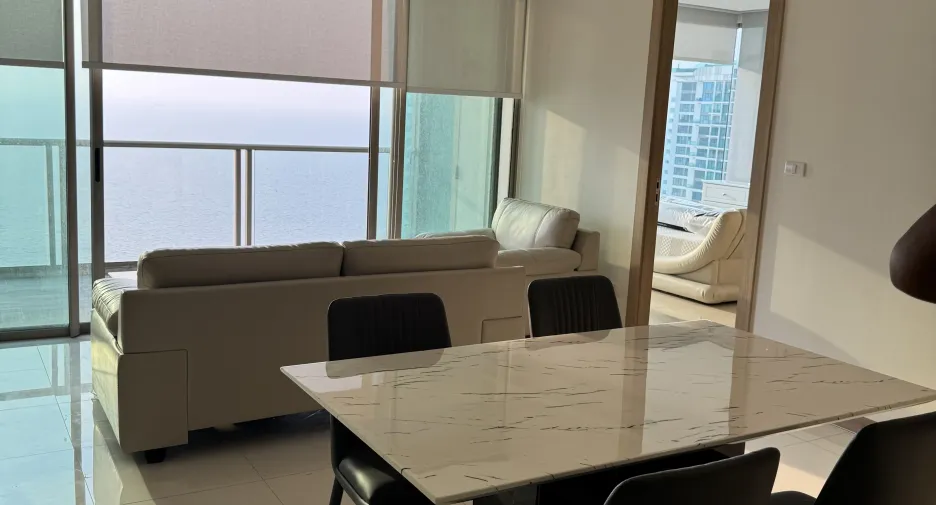 Condo en alquiler de 2 habitaciones en Bang Lamung, Chonburi