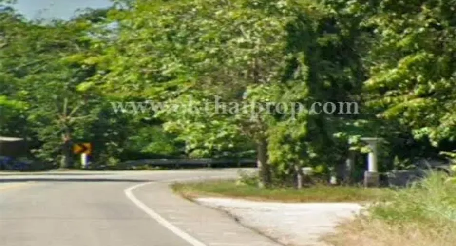 Terreno en venta en Phanat Nikhom, Chonburi