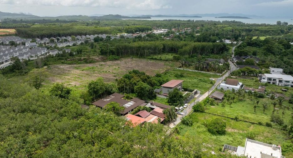 Haus zum Kauf mit 4 Zimmer in Thalang, Phuket