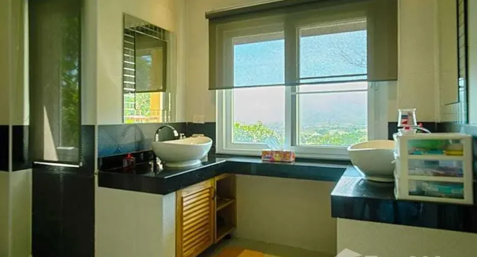 For rent 6 bedrooms villa in Kathu, Phuket