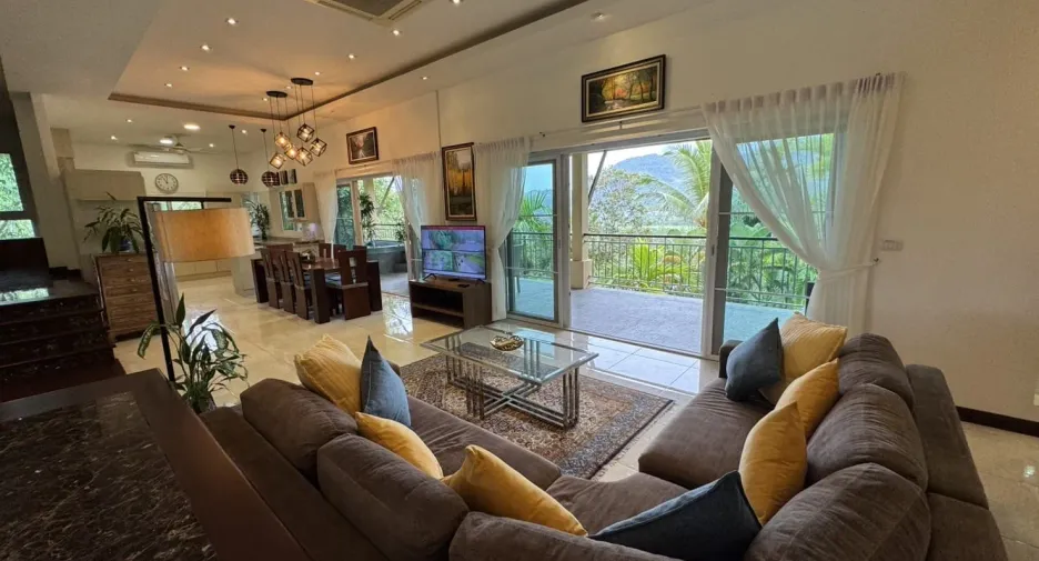 For rent 6 ベッドルーム villa in Kathu, Phuket
