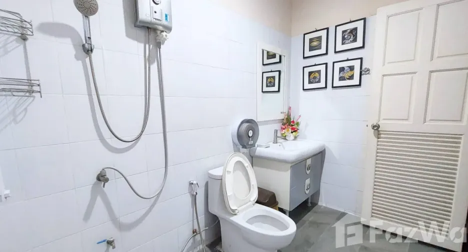 For rent 4 bedrooms house in Bang Lamung, Chonburi