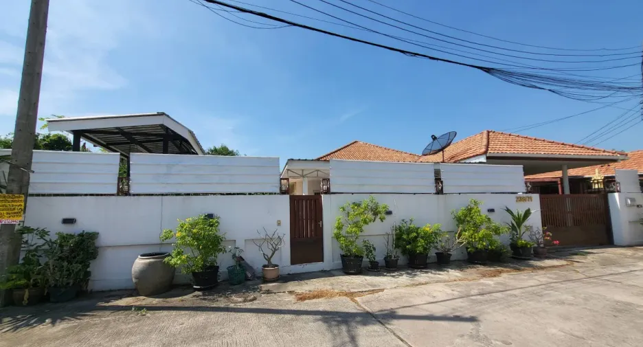 For rent 4 bedrooms house in Bang Lamung, Chonburi