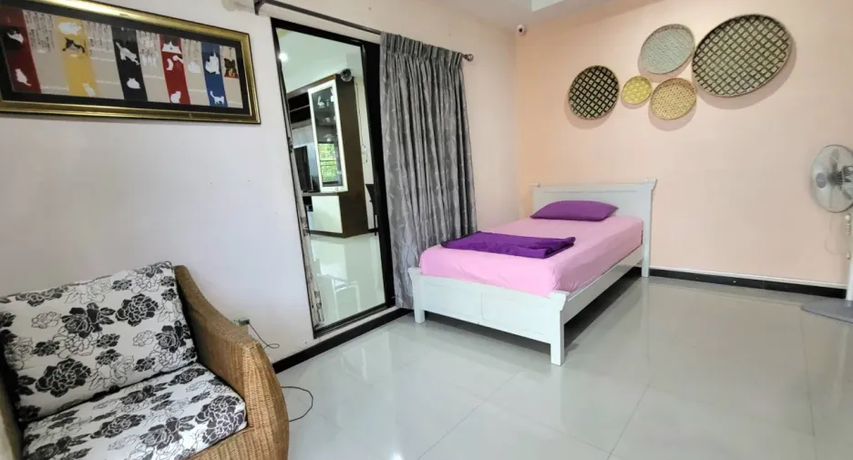 For rent 4 bedrooms house in Bang Lamung, Chonburi