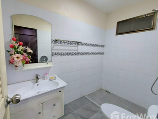 For rent 4 bedrooms house in Bang Lamung, Chonburi