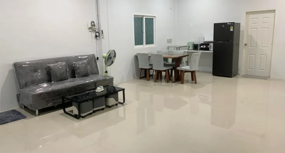 For rent 2 bedrooms villa in Mueang Phuket, Phuket