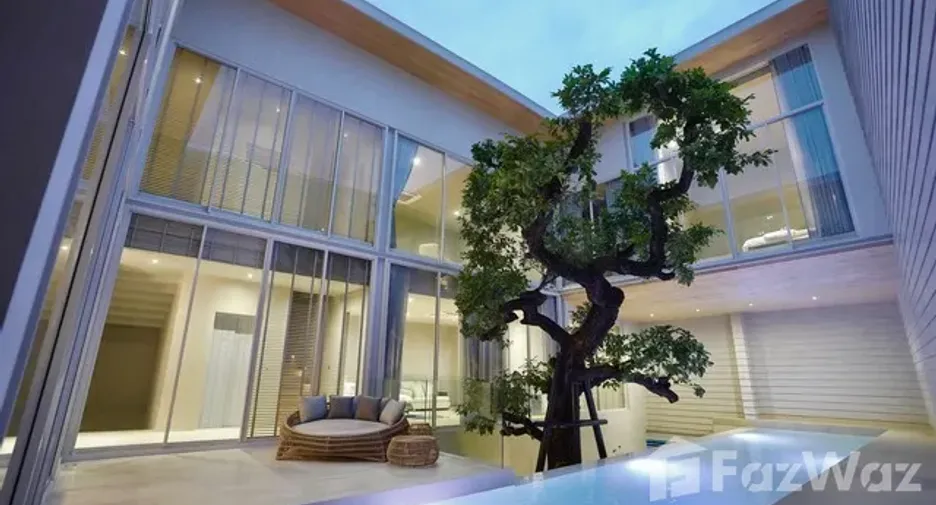 Haus zum Kauf mit 4 Zimmer in Lat Phrao, Bangkok
