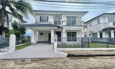 For rent 3 bedrooms house in Mueang Phuket, Phuket