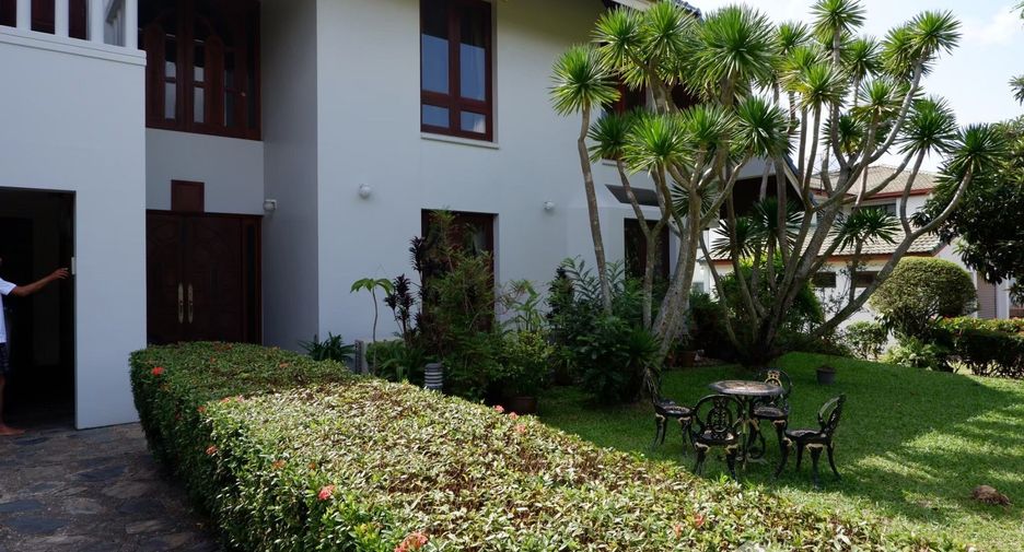 À vendre 4 chambres maison à Bang Lamung, Chonburi