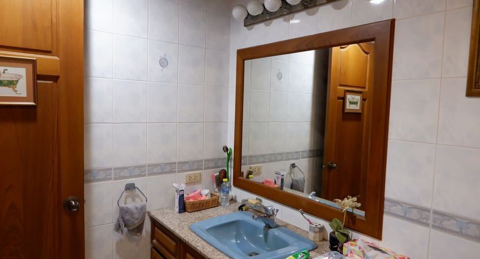 À vendre 4 chambres maison à Bang Lamung, Chonburi
