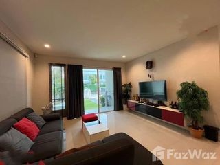 For sale 4 bedrooms house in Khlong Sam Wa, Bangkok