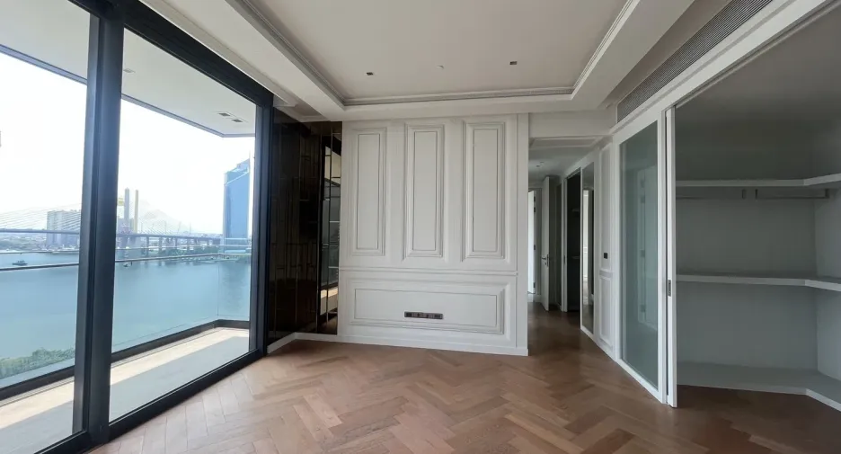 For sale and for rent 4 bedrooms condo in Bang Kho Laem, Bangkok