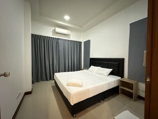 Casa en alquiler de 3 habitaciones en Mueang Phuket, Phuket